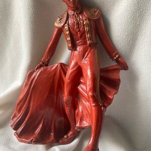Vintage 1968 Universal Statuary Co Red Matador / Bull Fighter 577A